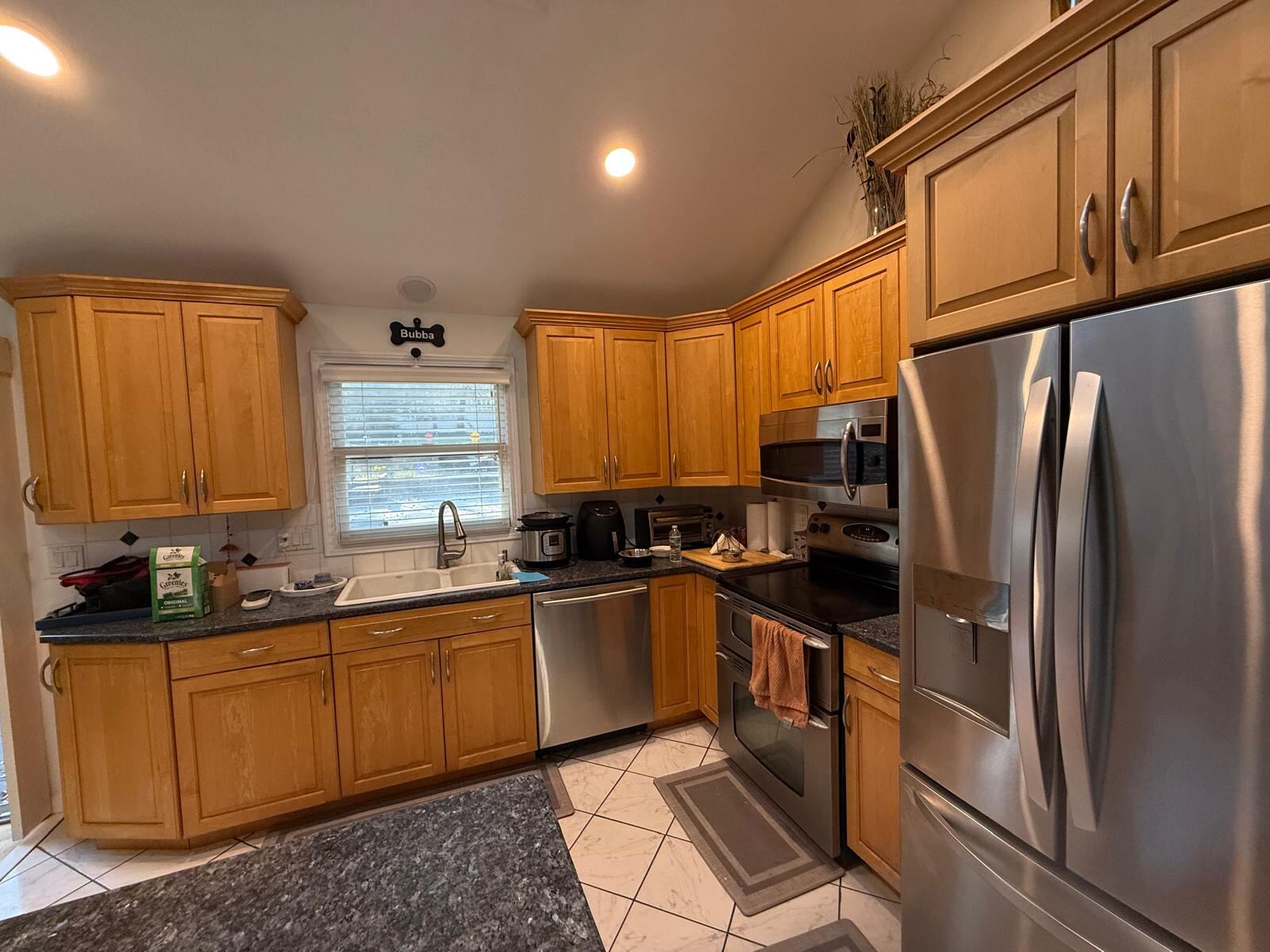 Full Kitchen — Before
